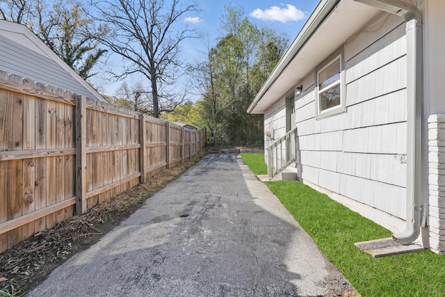 821 S Germantown Rd, Chattanooga, TN 37412 - view of home's exterior with fence