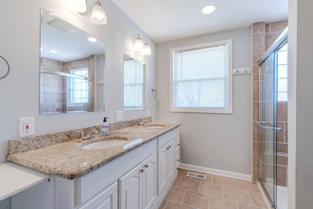 6004 Hawkdale Dr, Nashville, TN 37211 - full bath featuring visible vents, a sink, and a shower stall