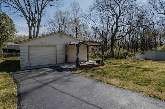 6004 Hawkdale Dr, Nashville, TN 37211 - garage featuring driveway