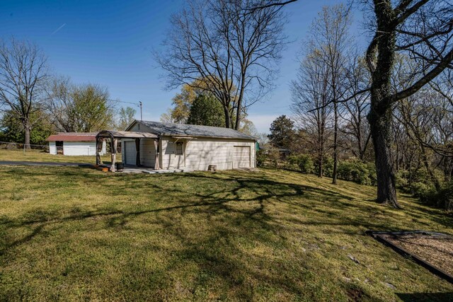 6004 Hawkdale Dr, Nashville, TN 37211 - view of yard with fence