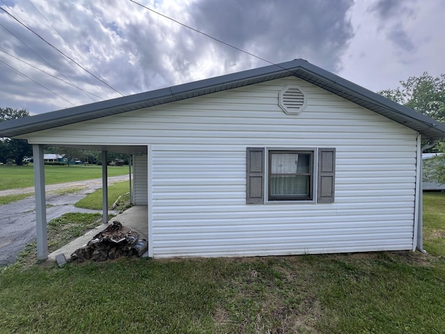 31 Marler St, Tracy City, TN 37387 - view of property exterior featuring a lawn