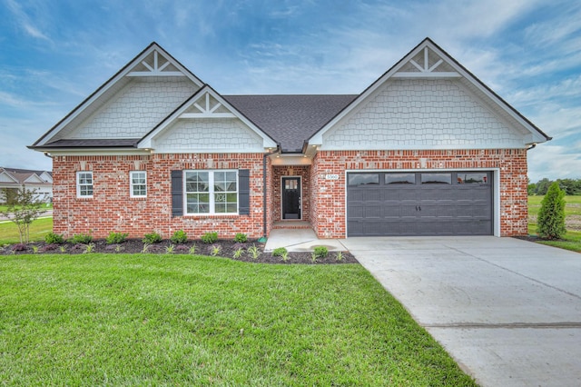 5560 Sinclair Ct, Murfreesboro, TN 37127 - craftsman inspired home with a front lawn, driveway, an attached garage, a shingled roof, and brick siding