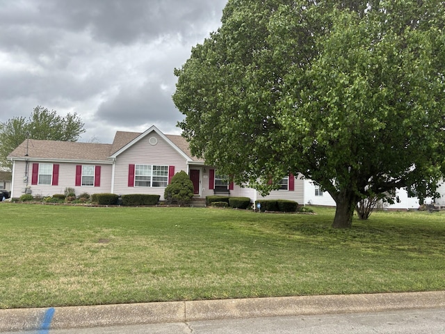 1701 Jamie Dr, Columbia, TN 38401 - view of front of home featuring a front yard