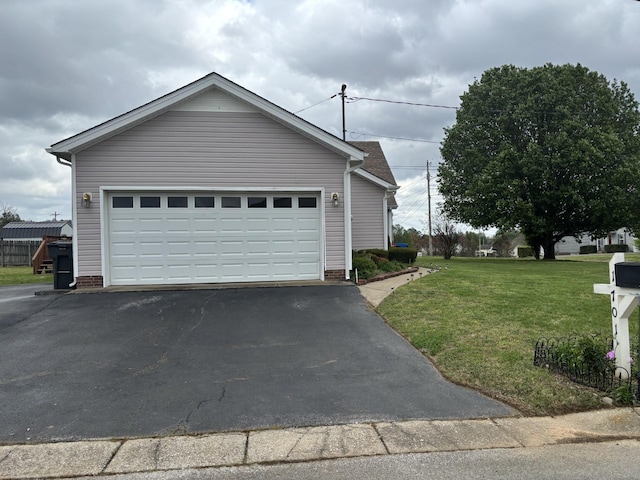 1701 Jamie Dr, Columbia, TN 38401 - garage featuring driveway
