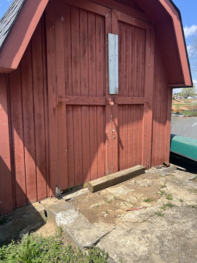 view of outbuilding