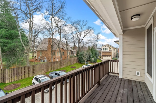 1701 Glen Echo Rd, Nashville, TN 37215 - wooden terrace featuring a residential view