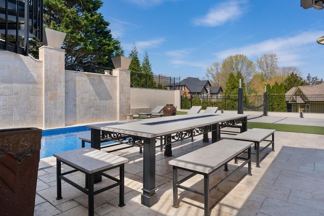 9812 Windrose Cir, Chattanooga, TN 37421 - view of patio with fence