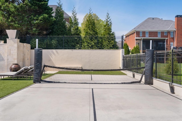 9812 Windrose Cir, Chattanooga, TN 37421 - view of gate with fence