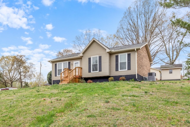 view of front of property with a front lawn