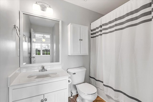 106 Irving Hills Ct, Lascassas, TN 37085 - bathroom featuring curtained shower, toilet, and vanity