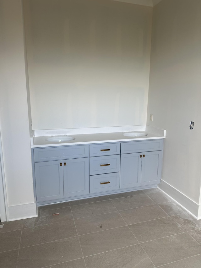 4613 Pat Nixon Ct, Murfreesboro, TN 37130 - detailed view of a sink and baseboards