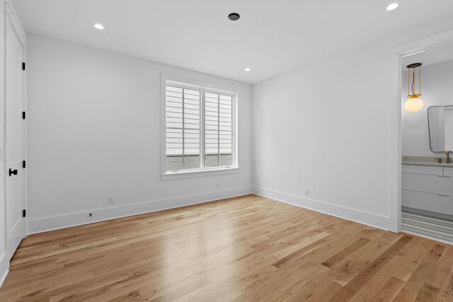 3411 Richards St, Nashville, TN 37215 - unfurnished bedroom with light wood finished floors, baseboards, ensuite bathroom, and recessed lighting