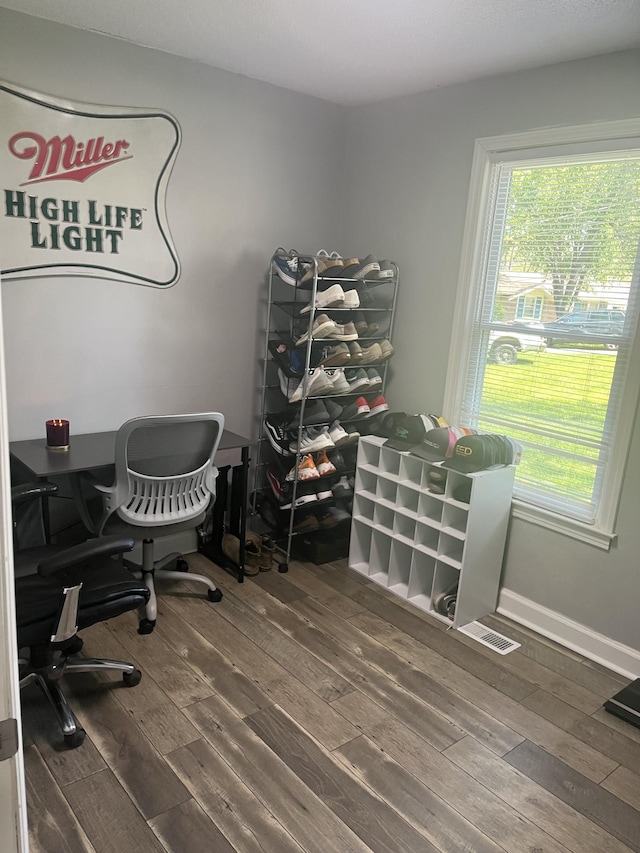 office area with hardwood / wood-style flooring