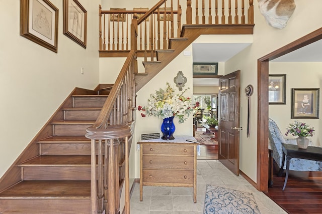 1737 Bratton Ln, Williamsport, TN 38487 - staircase featuring baseboards
