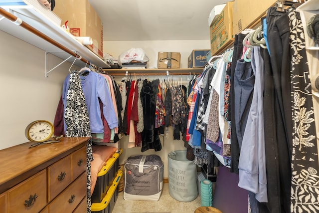 1737 Bratton Ln, Williamsport, TN 38487 - view of walk in closet