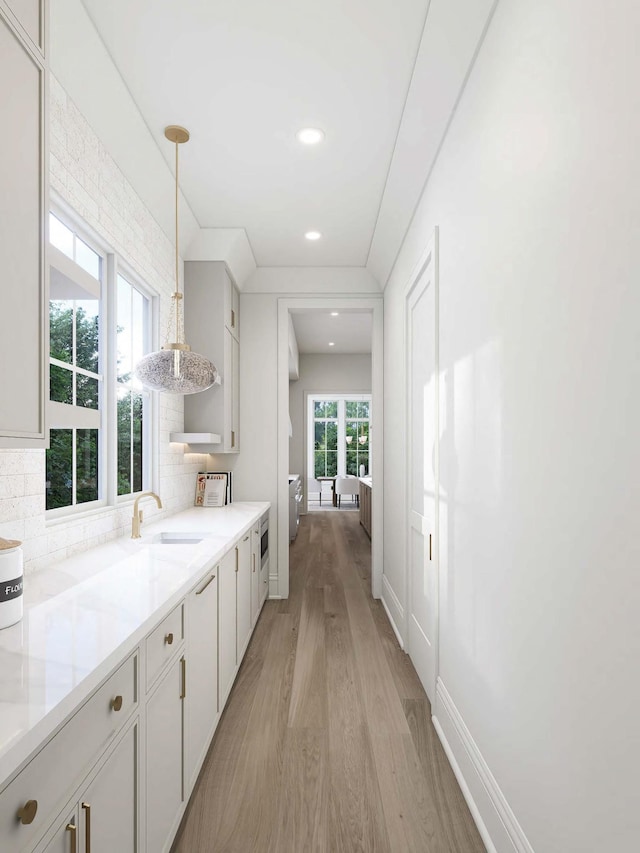 544 Bonaire Ln, Franklin, TN 37064 - hall featuring light wood-style floors and recessed lighting