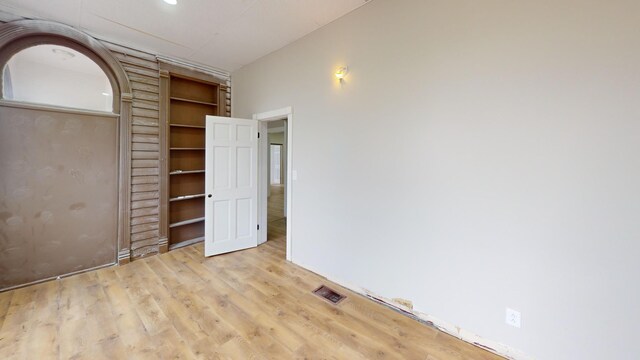 534 Madison St, Clarksville, TN 37040 - photo 12