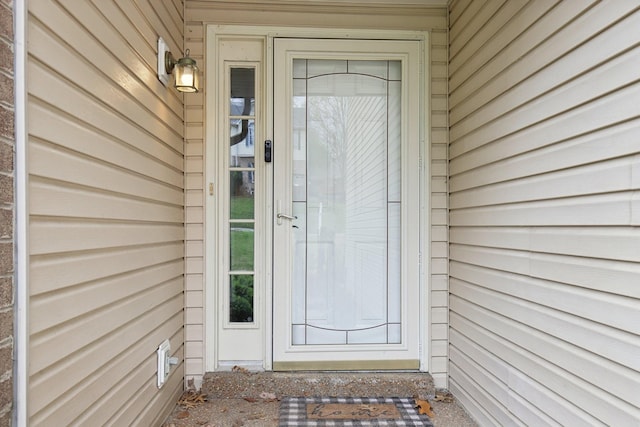 view of property entrance