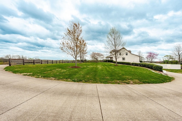 view of yard featuring fence