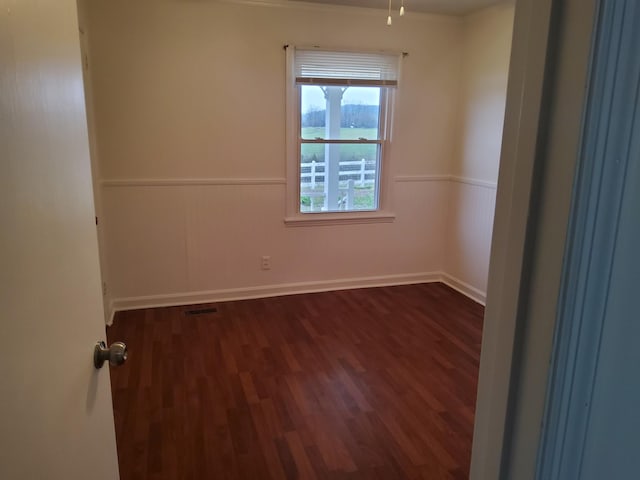 1833 Porterfield Rd, Readyville, TN 37149 - spare room with dark wood-style flooring, baseboards, and visible vents