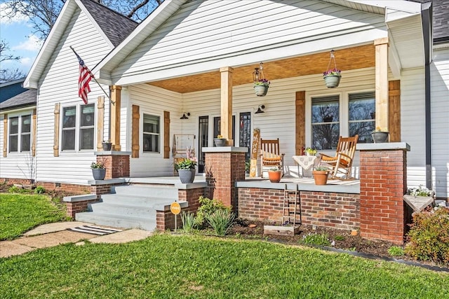 view of front of house featuring a porch