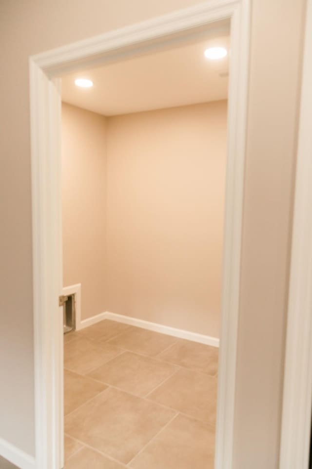1361 Riley Hill Rd, Pulaski, TN 38478 - interior space featuring baseboards, recessed lighting, and light tile patterned flooring