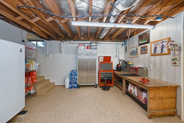 1935 Liberty Ln, Gallatin, TN 37066 - basement featuring a workshop area