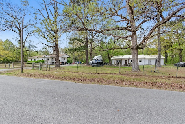 12 Dukes Ln, Kelso, TN 37348 - exterior space featuring a fenced front yard and a front yard