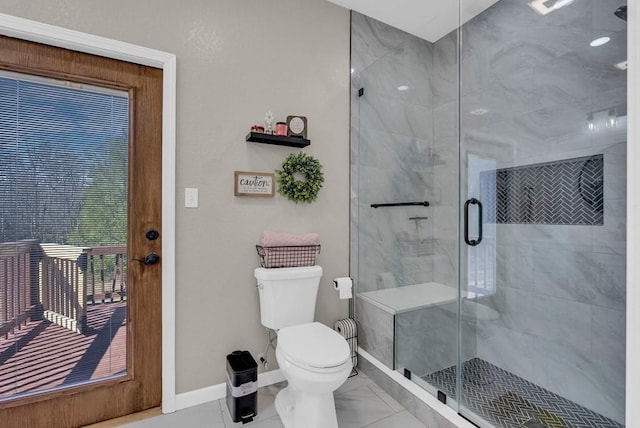 700 Falls Rd, Monterey, TN 38574 - full bath featuring toilet, baseboards, and a shower stall