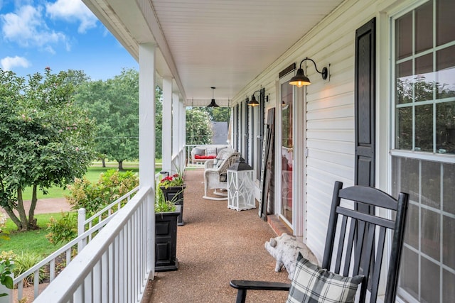 2712 Long Hollow Pike, Hendersonville, TN 37075 - view of patio featuring covered porch