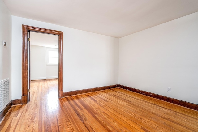 906 Myers Ave, Columbia, TN 38401 - empty room with visible vents, baseboards, and wood-type flooring