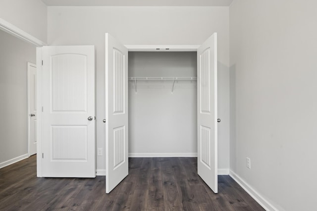 810 Dallas Dr, Columbia, TN 38401 - view of closet