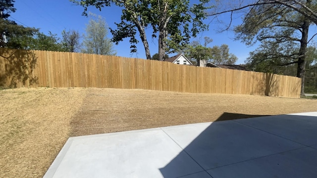 1168 N Franklin Ave, Cookeville, TN 38501 - view of yard featuring a patio