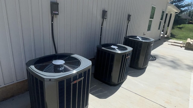 1168 N Franklin Ave, Cookeville, TN 38501 - exterior view of cooling unit