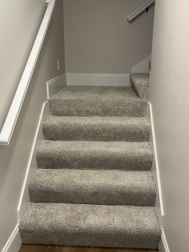 1168 N Franklin Ave, Cookeville, TN 38501 - view of stairway