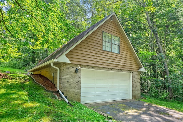 4862 Louise Rd, Cumberland Furnace, TN 37051 - garage with a detached garage and driveway