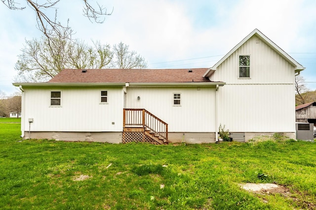 375 Mount Vernon Rd, Bethpage, TN 37022 - back of house featuring a yard