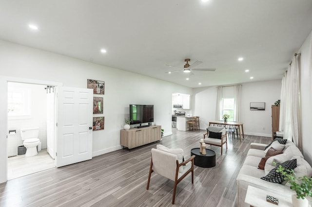 375 Mount Vernon Rd, Bethpage, TN 37022 - living area featuring wood finished floors, baseboards, a ceiling fan, and recessed lighting