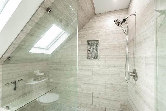 375 Mount Vernon Rd, Bethpage, TN 37022 - full bath with a shower stall, toilet, and lofted ceiling with skylight