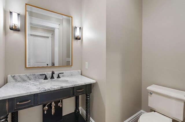 508 Huckleberry Rd, Nashville, TN 37205 - half bath with baseboards, a sink, and toilet