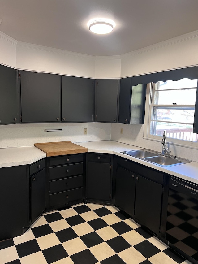 728 Robert Burns Dr, Nashville, TN 37217 - kitchen featuring a sink, light countertops, dark cabinetry, and light floors