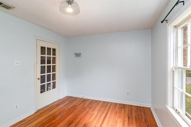 740 Kleeman Dr, Clarksville, TN 37040 - spare room featuring light wood finished floors, baseboards, and visible vents