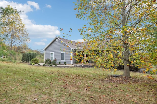 2728 Brown Hollow Rd, Columbia, TN 38401 - view of front of property featuring a front lawn