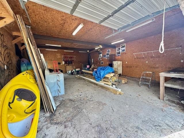 garage with washer / dryer