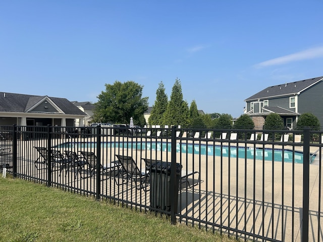 4131 War Emblem Ln, Murfreesboro, TN 37128 - community pool with a patio