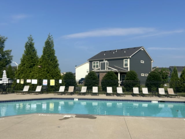 4131 War Emblem Ln, Murfreesboro, TN 37128 - community pool with a patio