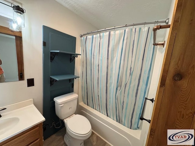 5380 Sulphur Creek Rd, Big Sandy, TN 38221 - full bath with toilet, shower / bath combo, vanity, and a textured ceiling