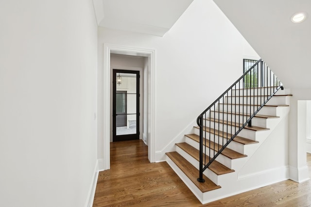 521 Mansion Dr, Brentwood, TN 37027 - stairway featuring wood finished floors, baseboards, and recessed lighting