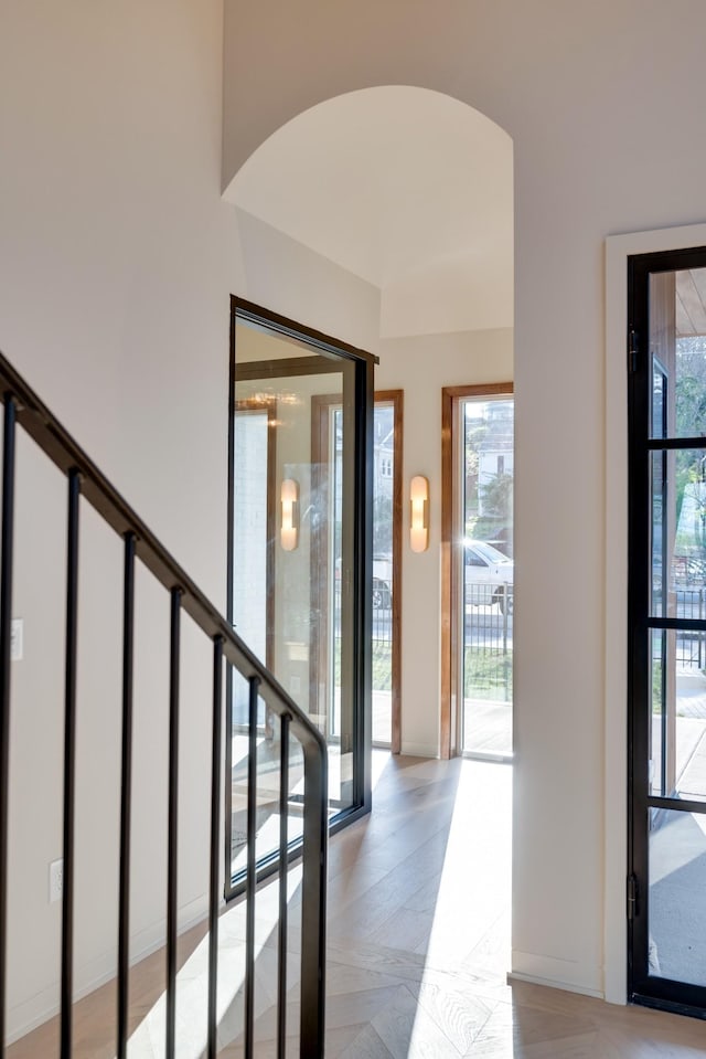 2108 12th Ave S, Nashville, TN 37204 - entrance foyer featuring arched walkways and stairway