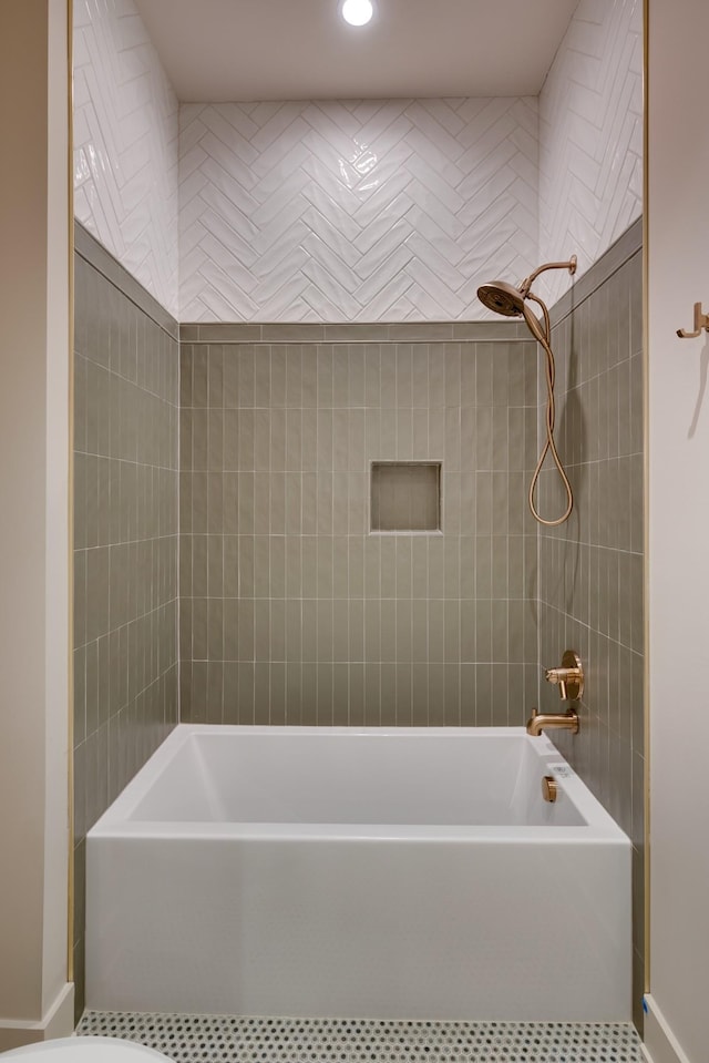 2108 12th Ave S, Nashville, TN 37204 - bathroom featuring tub / shower combination